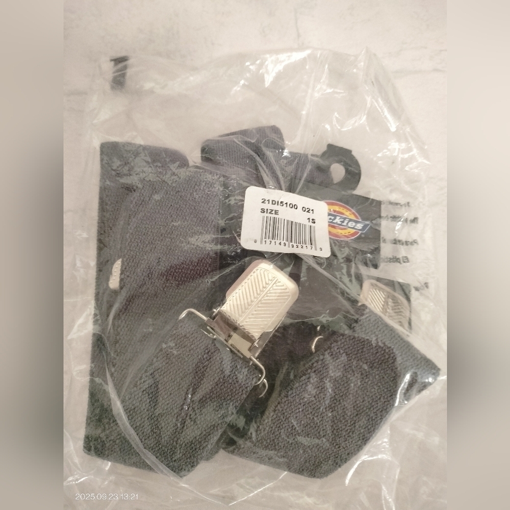 Dickies Charcoal Gray Suspenders One Size Adjustable Silver Snap Closure